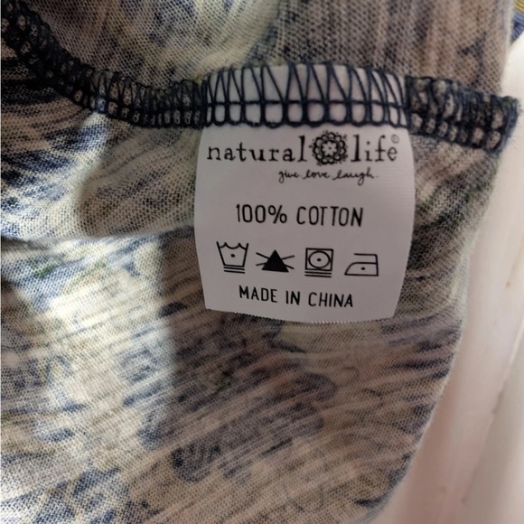discontinued NATURAL LIFE Iris cotton Navy Tan Dahlias Floral Blouse XL - Picture 5 of 5